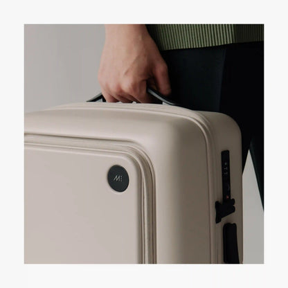 Carry-On Pro