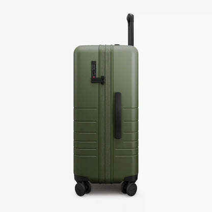 Expandable Check-In Medium