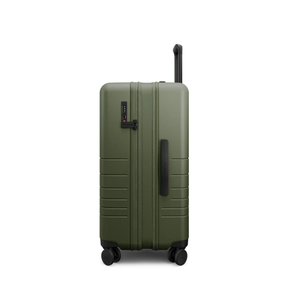 Expandable Check-In Medium